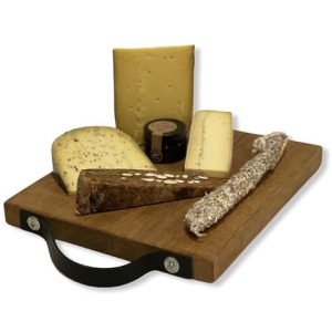 Kaasplank Luxe met 3 soorten kaas, amandelbrood, fuet en vijgen dip